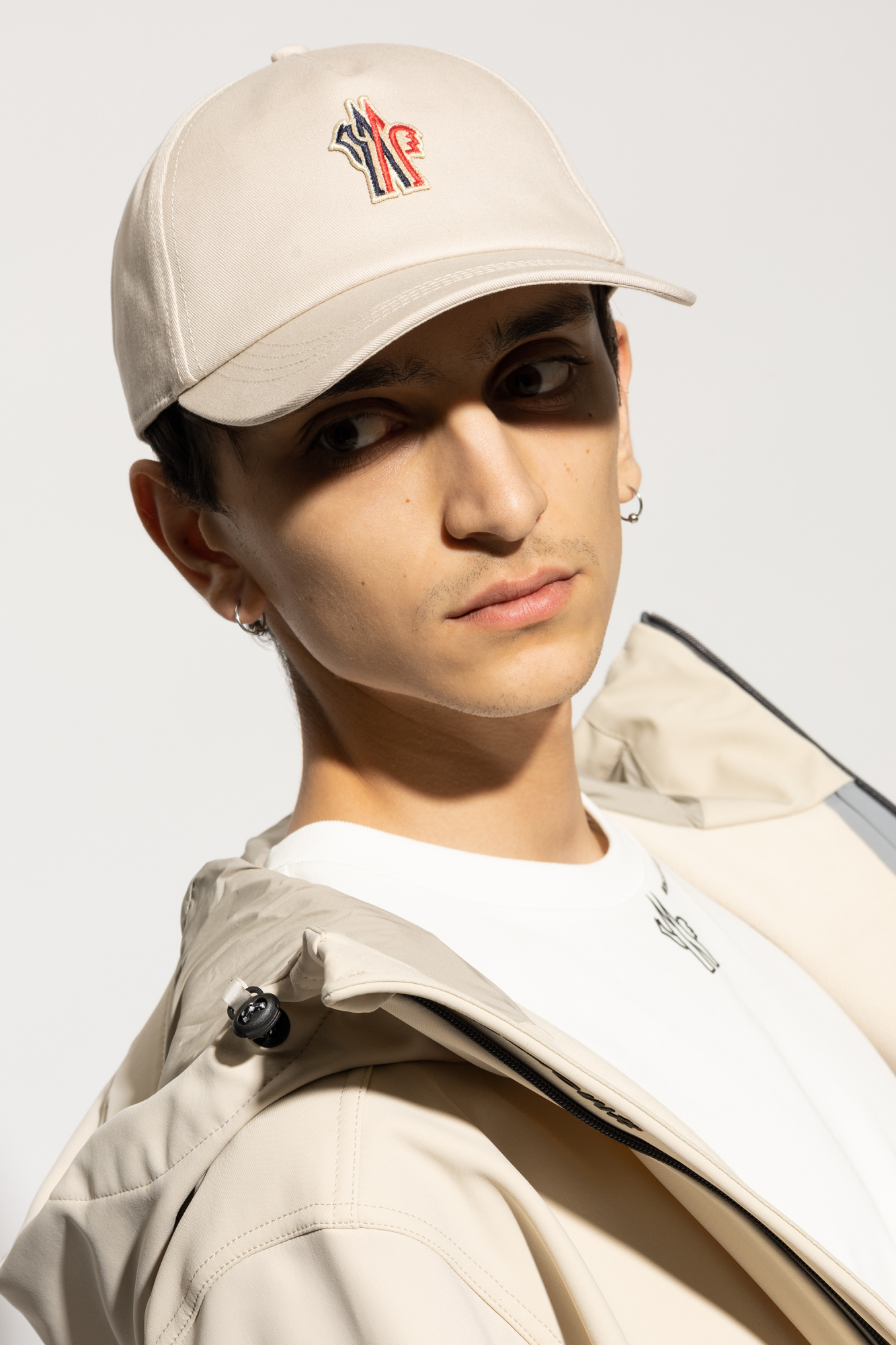 キャップ Moncler Grenoble Hat Grey Cap Moncler Grenoble - Vitkac Canada
